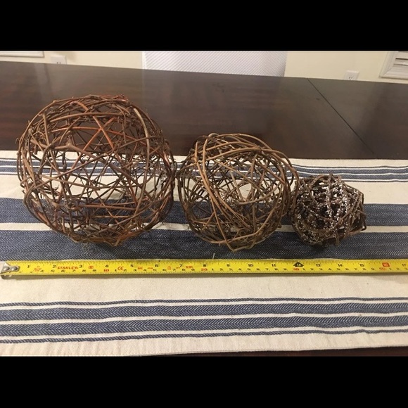 Twig Spheres/Balls - Picture 7 of 8